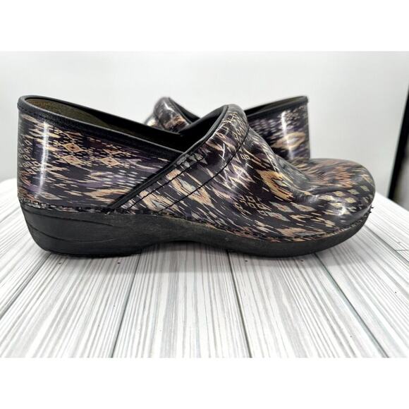 Dansko Xp 2.0 Women's US 11.5-12 Clogs Purple Brown Aztec Leather Slip-On Shoes - Picture 6 of 11